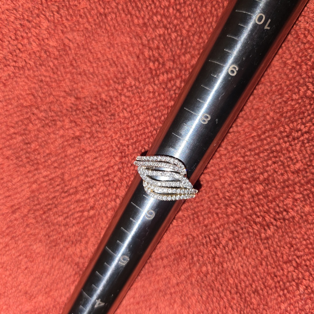 Diamonique swirl ring